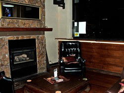 Geelong Hotel - Mackay Tourism 0