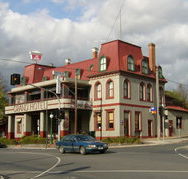 The Grand Hotel Healesville - Mackay Tourism