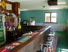 Yarloop Hotel - Mackay Tourism 1