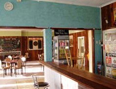 Yarloop Hotel - Mackay Tourism 2