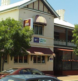 Northam Tavern - Mackay Tourism 0