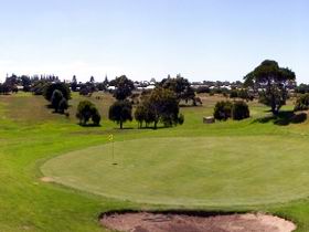 Robe Golf Club - Mackay Tourism 0