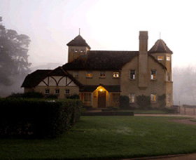 Mt Broughton Golf And Country Club - Mackay Tourism 1