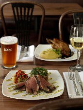 Harts Pub - Mackay Tourism 2