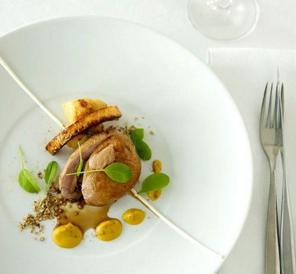 Altitude Restaurant - Mackay Tourism 1