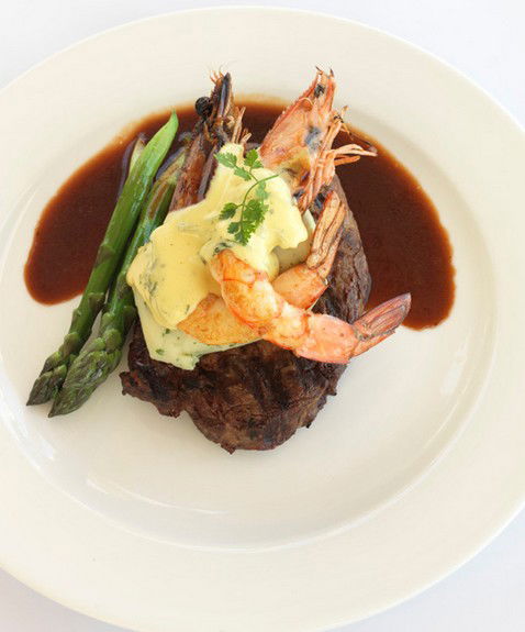 Helm Bar And Bistro - Mackay Tourism 0
