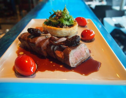 Black Angus Bar & Grill Restaurant - Mackay Tourism 3