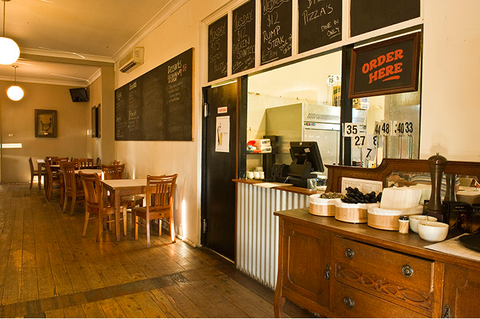 Belmore Hotel Scone - Mackay Tourism 2