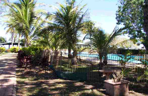 Mandorah Beach Hotel - Mackay Tourism 2