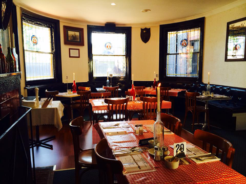 Queens Arms Hotel - Mackay Tourism 2