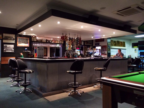 Queens Arms Hotel - Mackay Tourism 4