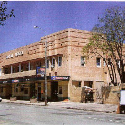 Royal Hotel - Mackay Tourism 0