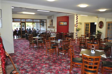 Back O' Bourke Motel - Mackay Tourism 4