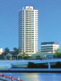 On Quay Restaurant & Bar - Mackay Tourism 0