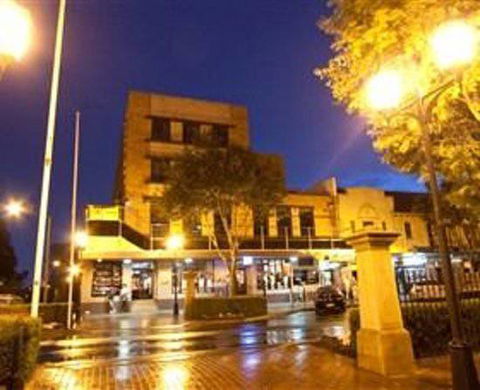 Amaroo Hotel - Mackay Tourism 0