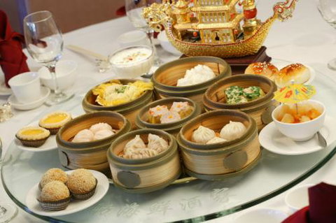 Golden Boat Chinese Restaurant - Mackay Tourism 1