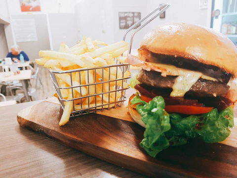 Mitchell’s Espresso - Mackay Tourism 0