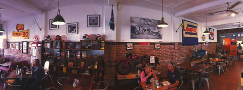 Roadies Cafe - Mackay Tourism 0