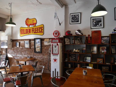 Roadies Cafe - Mackay Tourism 4