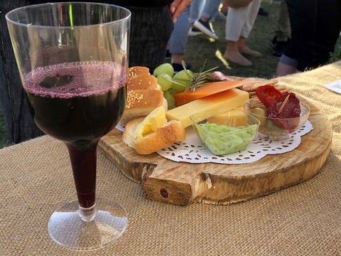 Bridport Summer Party February 2021 - Mackay Tourism 2