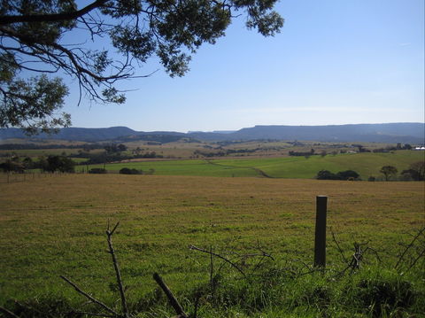 Milton Village Showground Markets - Mackay Tourism 0
