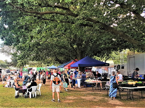 Murrumbateman Village Market - Mackay Tourism 0
