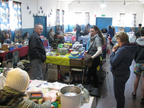 Trash And Treasure At East Kurrajong - Mackay Tourism 2