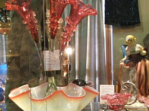 Robertson Antiques And Collectables Fair - Mackay Tourism 0