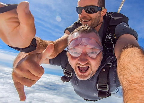 Skydive Bourke - Mackay Tourism 0