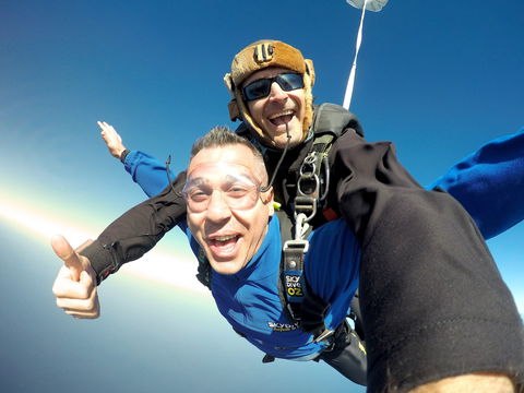 Skydive Bourke - Mackay Tourism 2
