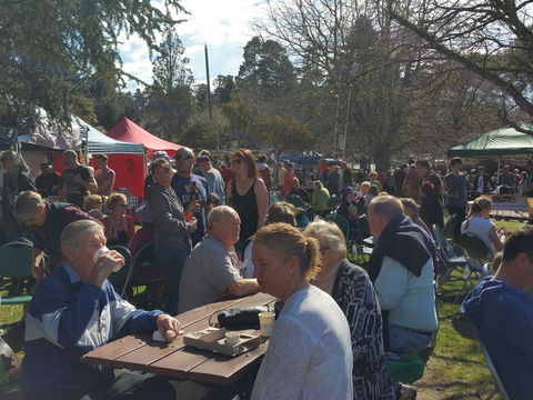 Blackheath Growers Market - Mackay Tourism 1