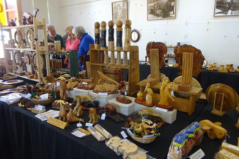 Kiama Woodcraft Group - Exhibition And Sales - Mackay Tourism 0