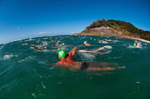 The Straddie Salute Triathlon Festival - Mackay Tourism 1
