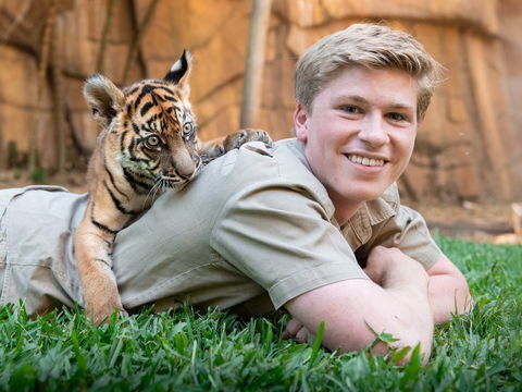 Winter Holiday Fun At Australia Zoo - Mackay Tourism 0