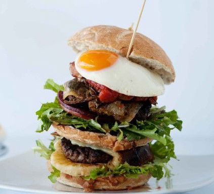 Moo Gourmet Burgers - Mackay Tourism 1
