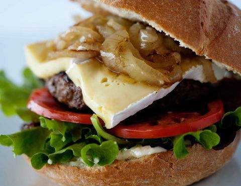 Moo Gourmet Burgers - Mackay Tourism 3