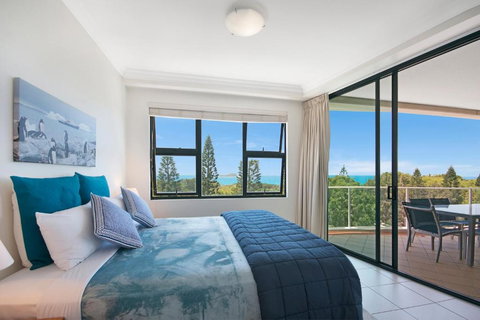 Santorini Twin Waters - Mackay Tourism 5