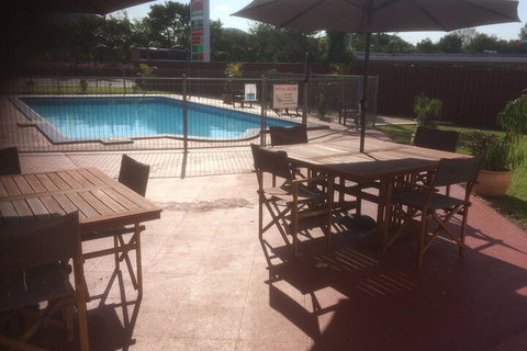 Ambassador Motel - Mackay Tourism 1