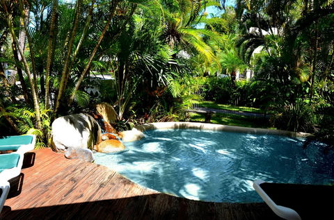 Beach Terraces- Port Douglas - Mackay Tourism 3
