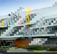 Mawson Lakes Hotel  Function Centre - Mackay Tourism