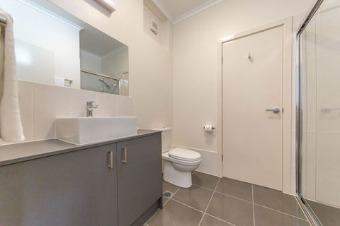 Dawson Motor Inn - Mackay Tourism 4