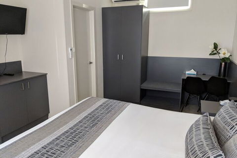 Dawson Motor Inn - Mackay Tourism 5