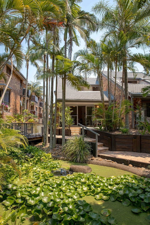 Glen Eden Beach Resort - Mackay Tourism 3