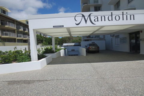 Mandolin Resort - Mackay Tourism 1