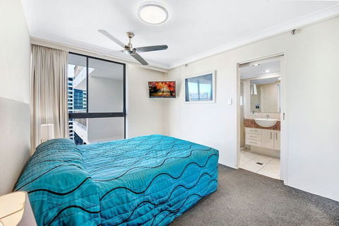 ULTIQA Beach Haven At Broadbeach - Mackay Tourism 6