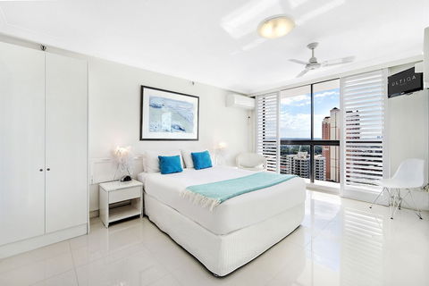 ULTIQA Beach Haven At Broadbeach - Mackay Tourism 5