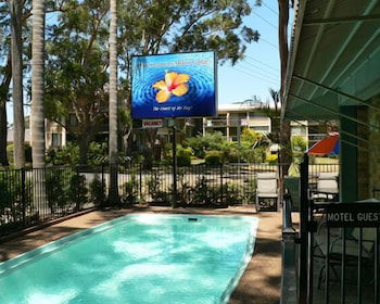 Port Stephens Motel - Mackay Tourism 5