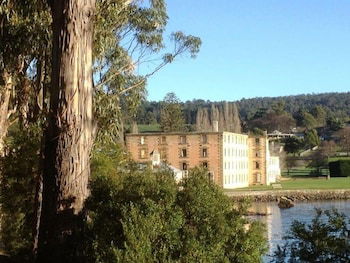 Port Arthur Villas - Mackay Tourism 5