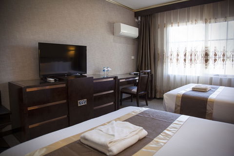 Eltham Gateway Hotel - Mackay Tourism 5