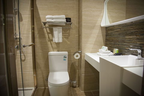 Eltham Gateway Hotel - Mackay Tourism 4